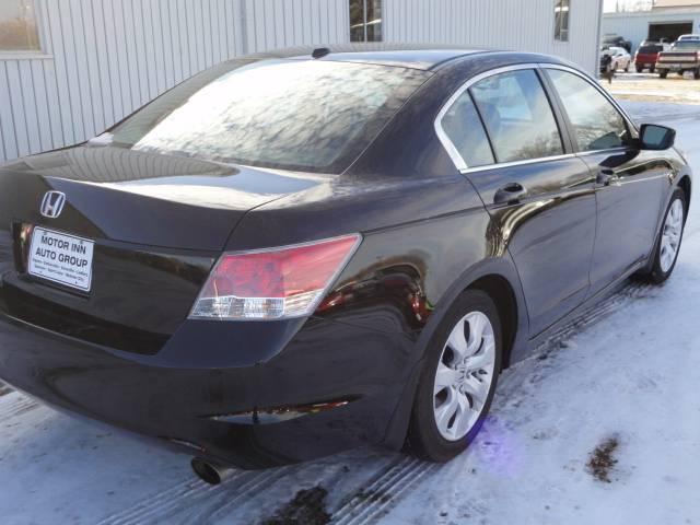 2010 Honda Accord 4dr 2WD Ultimate