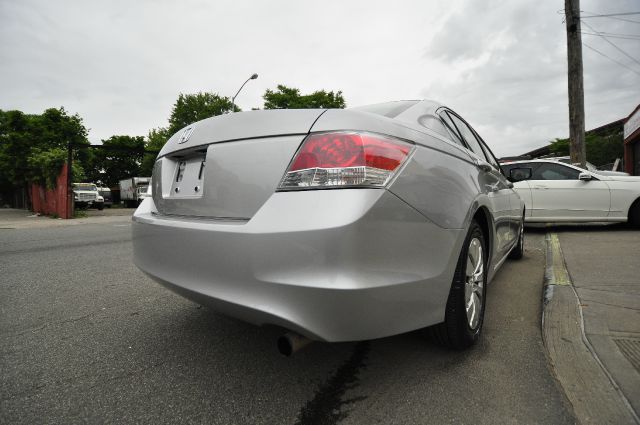 2010 Honda Accord 2dr Reg Cab 120.5 WB