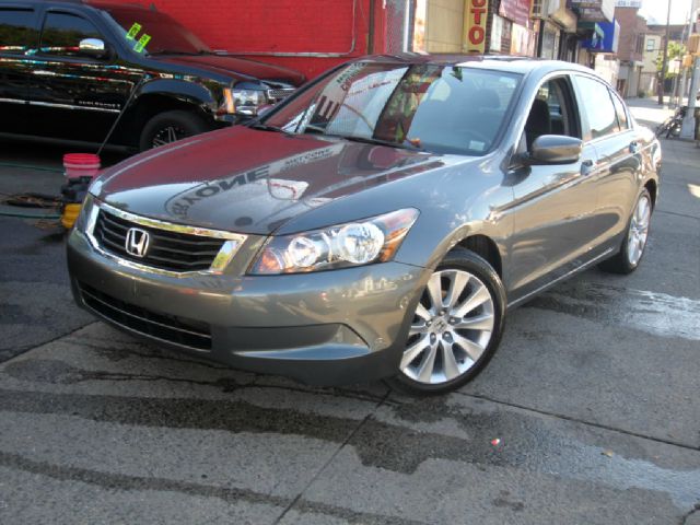 2010 Honda Accord 2dr Reg Cab 120.5 WB