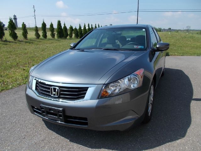 2010 Honda Accord 2dr Reg Cab 120.5 WB