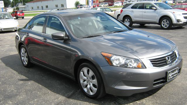 2010 Honda Accord Luxury - Premium 3RD SEAT