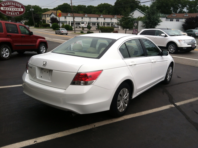 2010 Honda Accord 2dr Reg Cab 120.5 WB