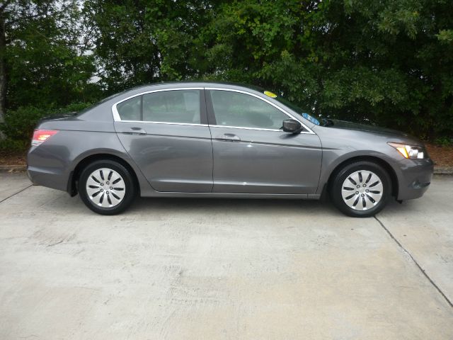 2010 Honda Accord 2dr Reg Cab 120.5 WB