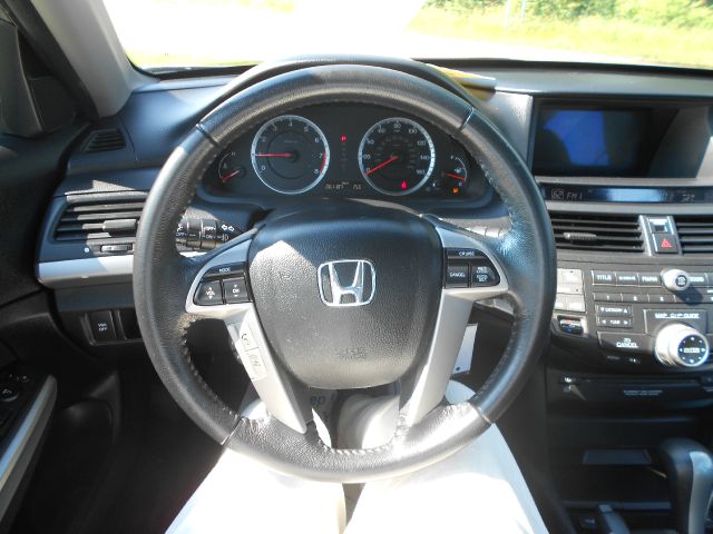 2010 Honda Accord 2011 Toyota Limited