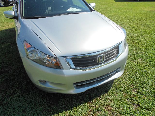 2010 Honda Accord 2011 Toyota Limited