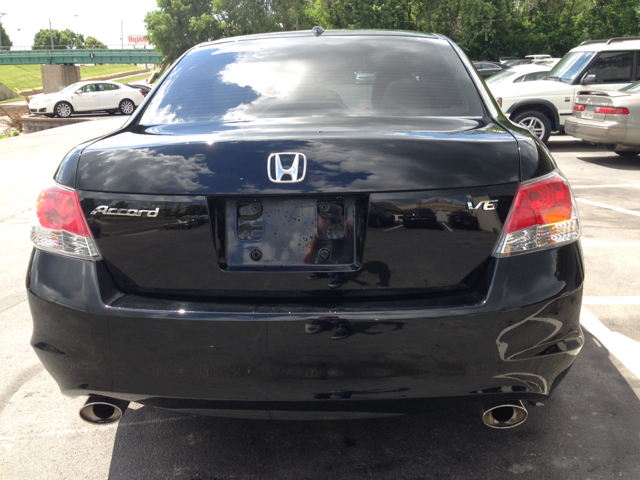 2010 Honda Accord XLS Popular 2WD