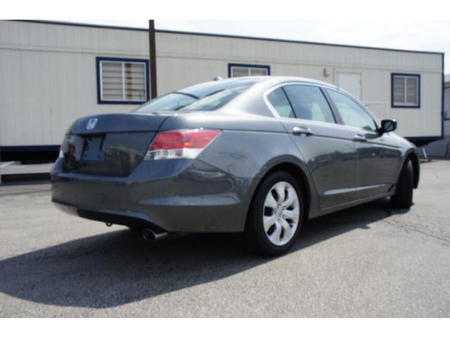 2010 Honda Accord LS 2WD