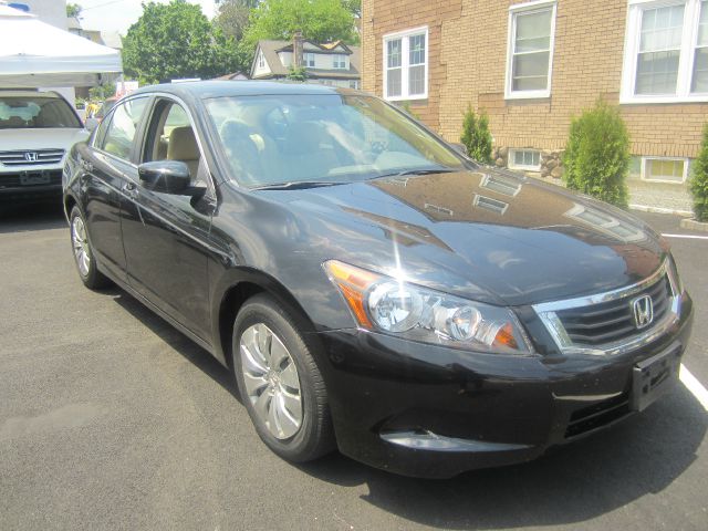 2010 Honda Accord 2dr Reg Cab 120.5 WB