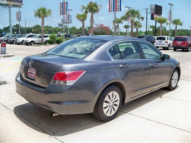 2010 Honda Accord 4dr Wgn 3.2L