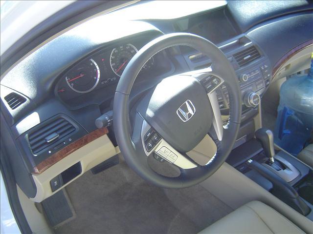 2011 Honda Accord LS 2WD