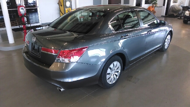 2011 Honda Accord 2dr Reg Cab 120.5 WB