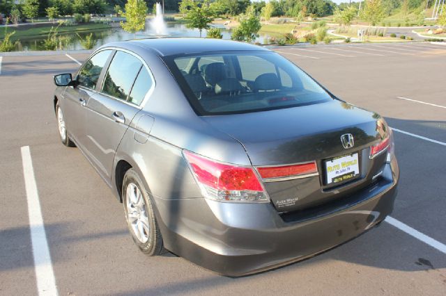 2011 Honda Accord 3500 Reg. Cab 8-ft. Bed D