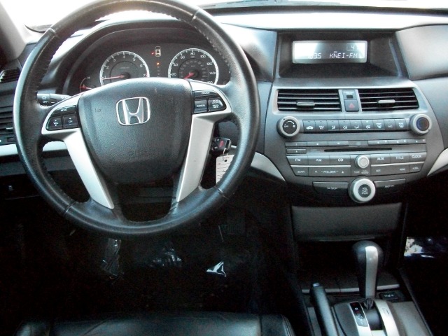 2011 Honda Accord Sport -5 Speed-stick-4x4