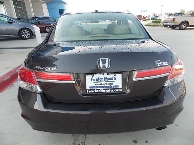 2011 Honda Accord LS 2WD