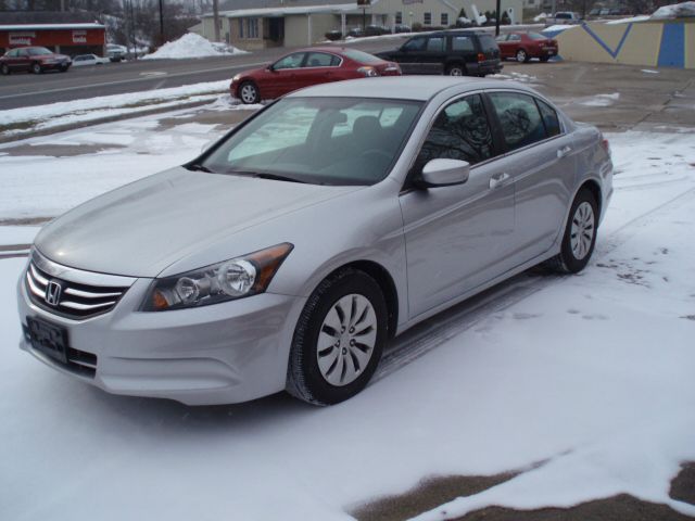 2011 Honda Accord 2dr Reg Cab 120.5 WB