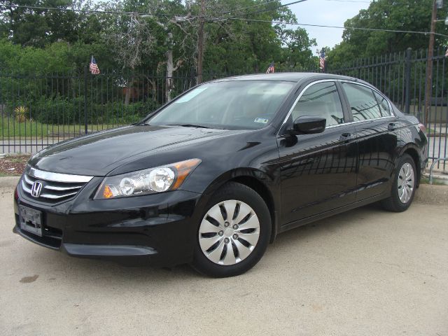 2011 Honda Accord 2dr Reg Cab 120.5 WB