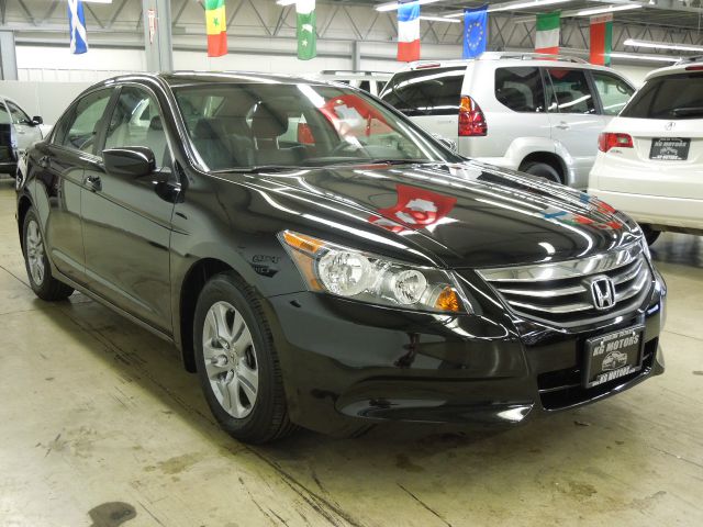 2011 Honda Accord 3500 Reg. Cab 8-ft. Bed D