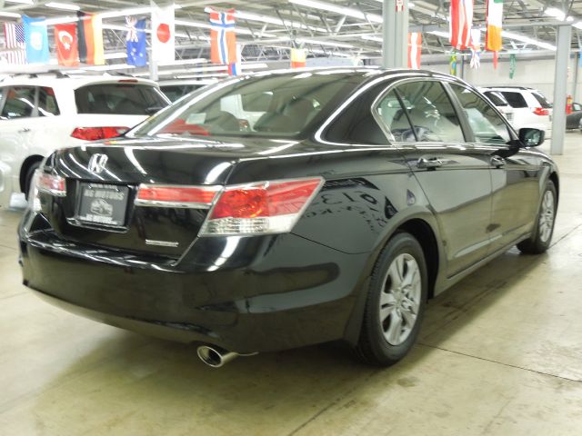 2011 Honda Accord 3500 Reg. Cab 8-ft. Bed D