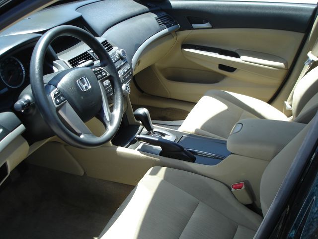 2012 Honda Accord 2dr Reg Cab 120.5 WB