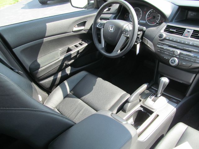 2012 Honda Accord 3500 Reg. Cab 8-ft. Bed D