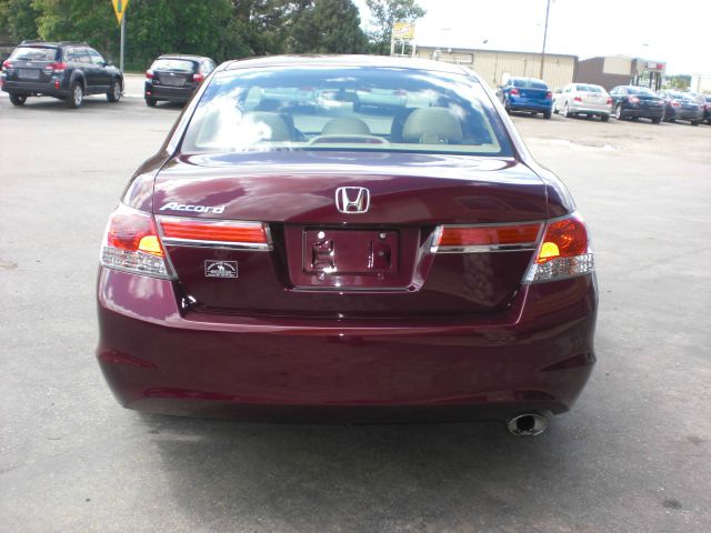 2012 Honda Accord 2dr Reg Cab 120.5 WB