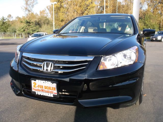 2012 Honda Accord 2dr Reg Cab 120.5 WB