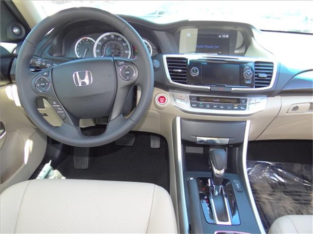 2013 Honda Accord Class668