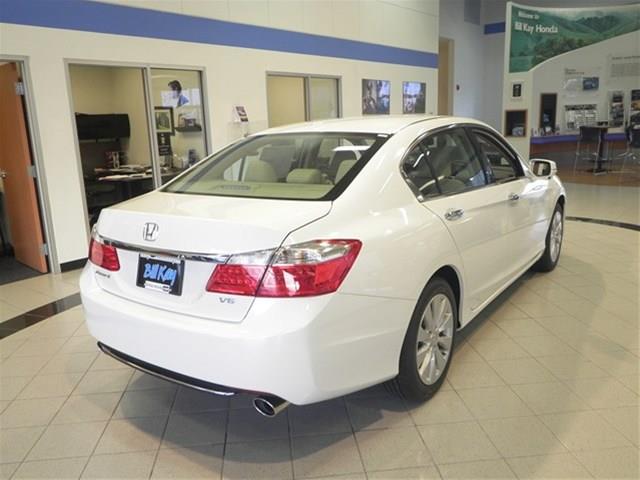 2013 Honda Accord Reg. Cab ST