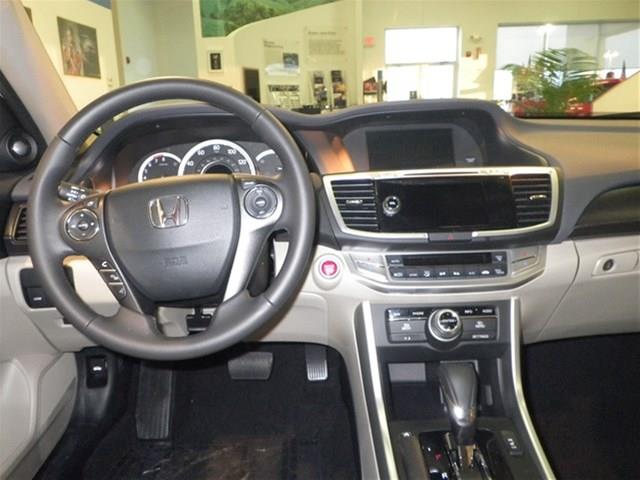 2013 Honda Accord Reg. Cab ST