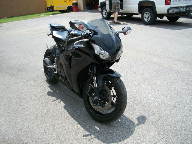 2008 Honda CBR1000RR8 4dr S V6 Manual 4WD 4x4 SUV