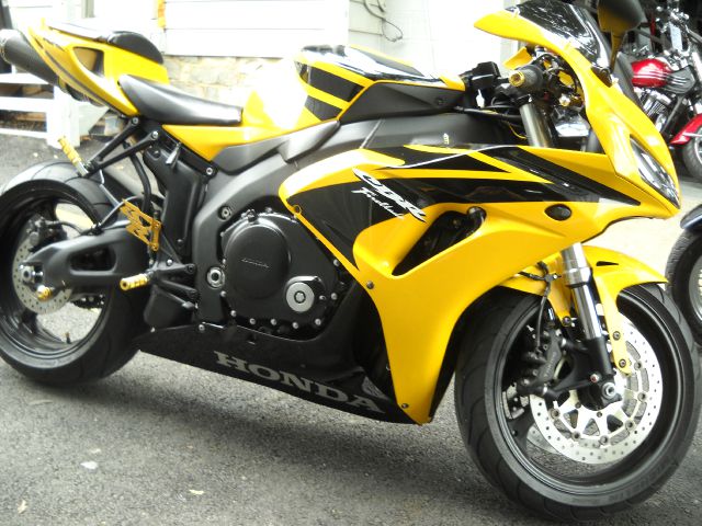 2006 Honda CBR 1000 2.0T 1 Owner