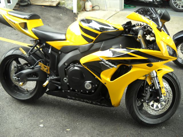 2006 Honda CBR 1000 2.0T 1 Owner