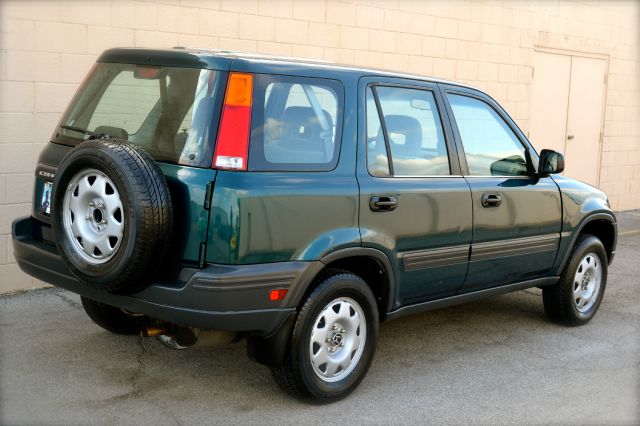 1998 Honda CR-V Custom 2WD Sedan