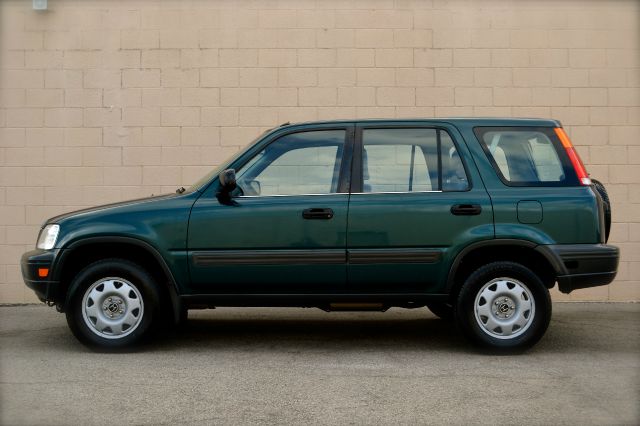 1998 Honda CR-V Custom 2WD Sedan