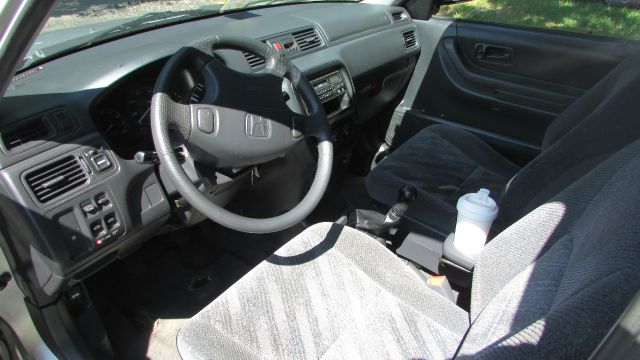 2000 Honda CR-V LS Truck