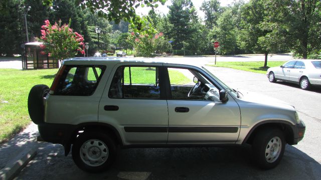 2000 Honda CR-V LS Truck