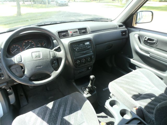 2001 Honda CR-V LS Truck