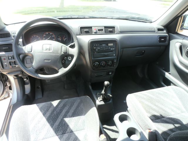 2001 Honda CR-V LS Truck