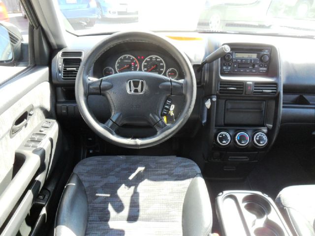 2002 Honda CR-V LS Truck