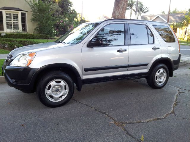 2002 Honda CR-V LS Truck