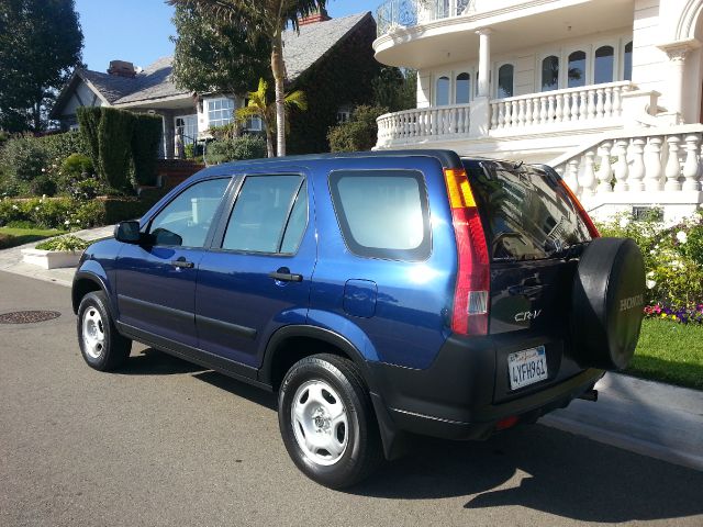 2002 Honda CR-V LS Truck