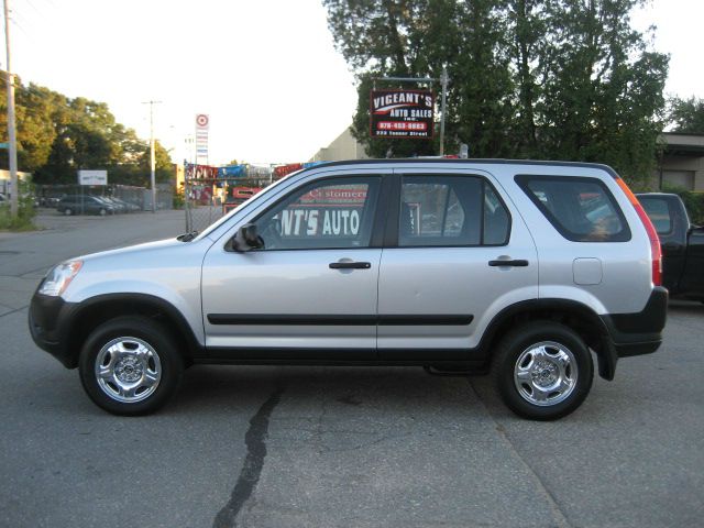 2002 Honda CR-V LS Truck