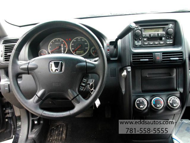 2004 Honda CR-V LS Truck