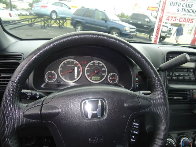 2004 Honda CR-V Challenger