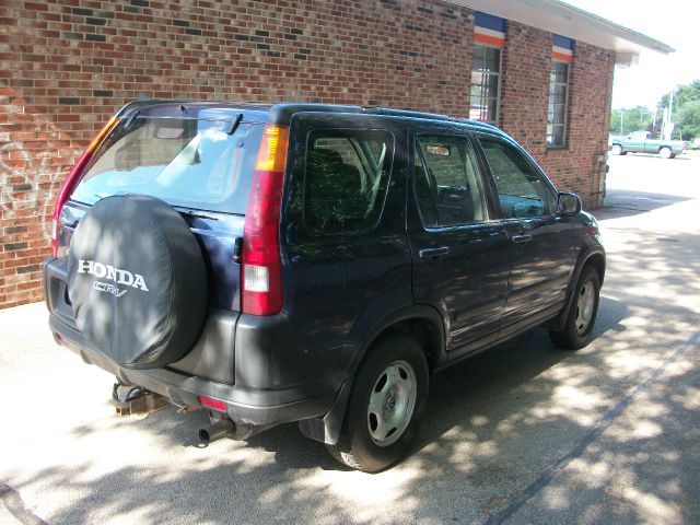 2004 Honda CR-V LS Truck