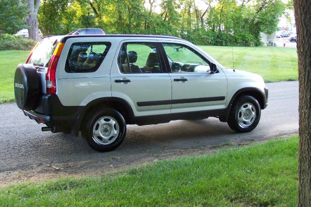 2004 Honda CR-V LS Truck