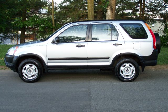 2004 Honda CR-V LS Truck