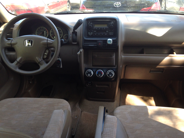 2004 Honda CR-V LS Truck