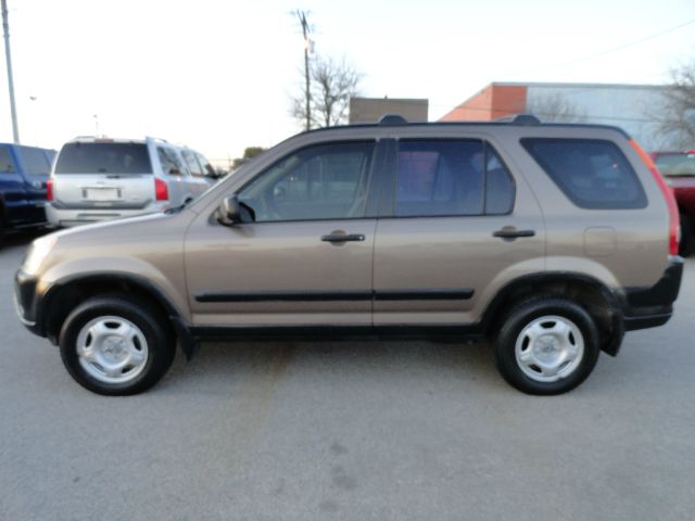 2004 Honda CR-V LS Truck