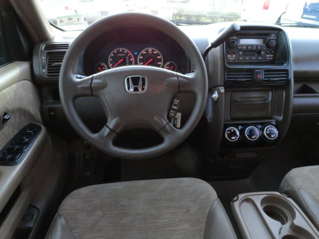 2004 Honda CR-V LS Truck